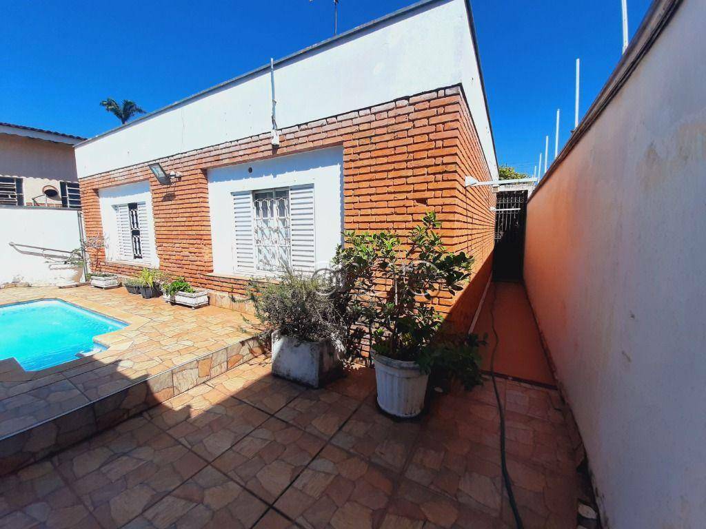 Casa à venda com 3 quartos, 250m² - Foto 21