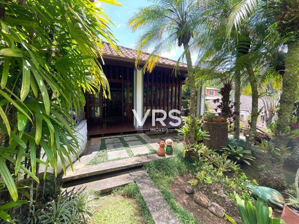 Casa de Condomínio à venda com 4 quartos, 259m² - Foto 8