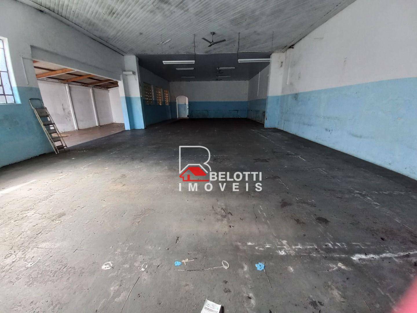 Depósito-Galpão, 300 m² - Foto 1