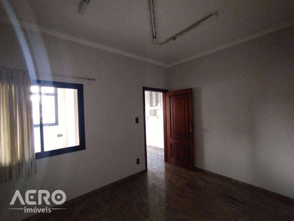 Apartamento, 3 quartos, 280 m² - Foto 4
