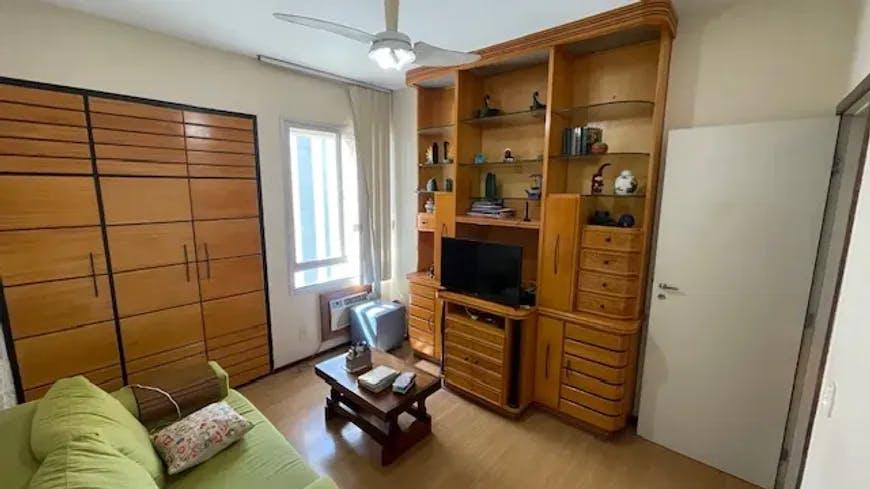 Apartamento à venda com 3 quartos, 107m² - Foto 11