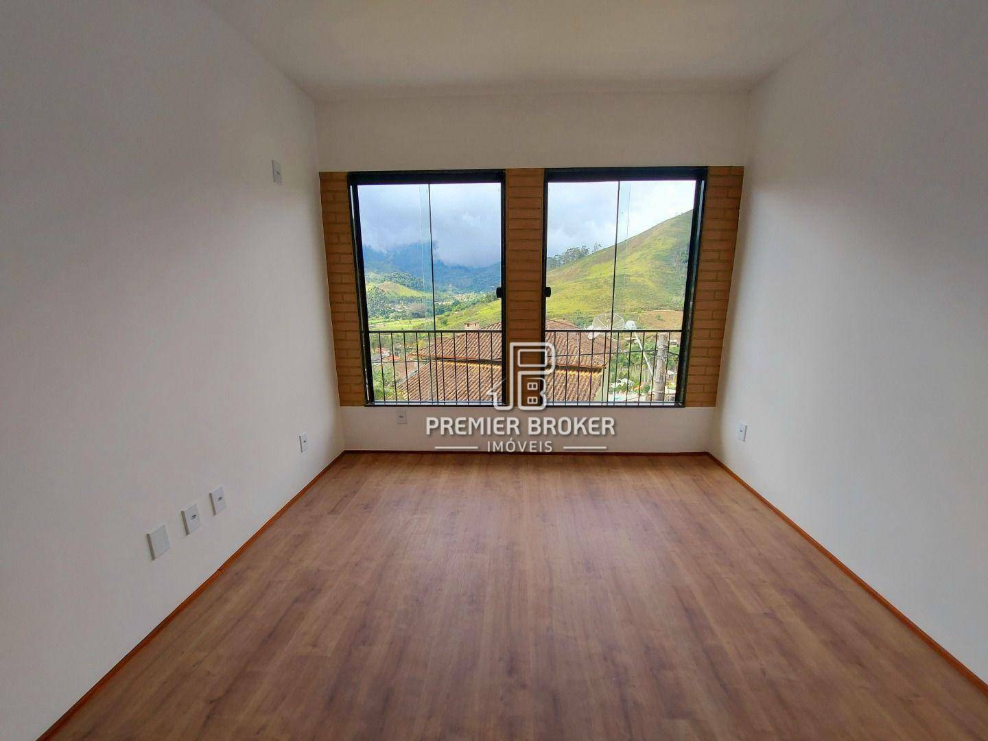 Casa de Condomínio à venda com 4 quartos, 127m² - Foto 17