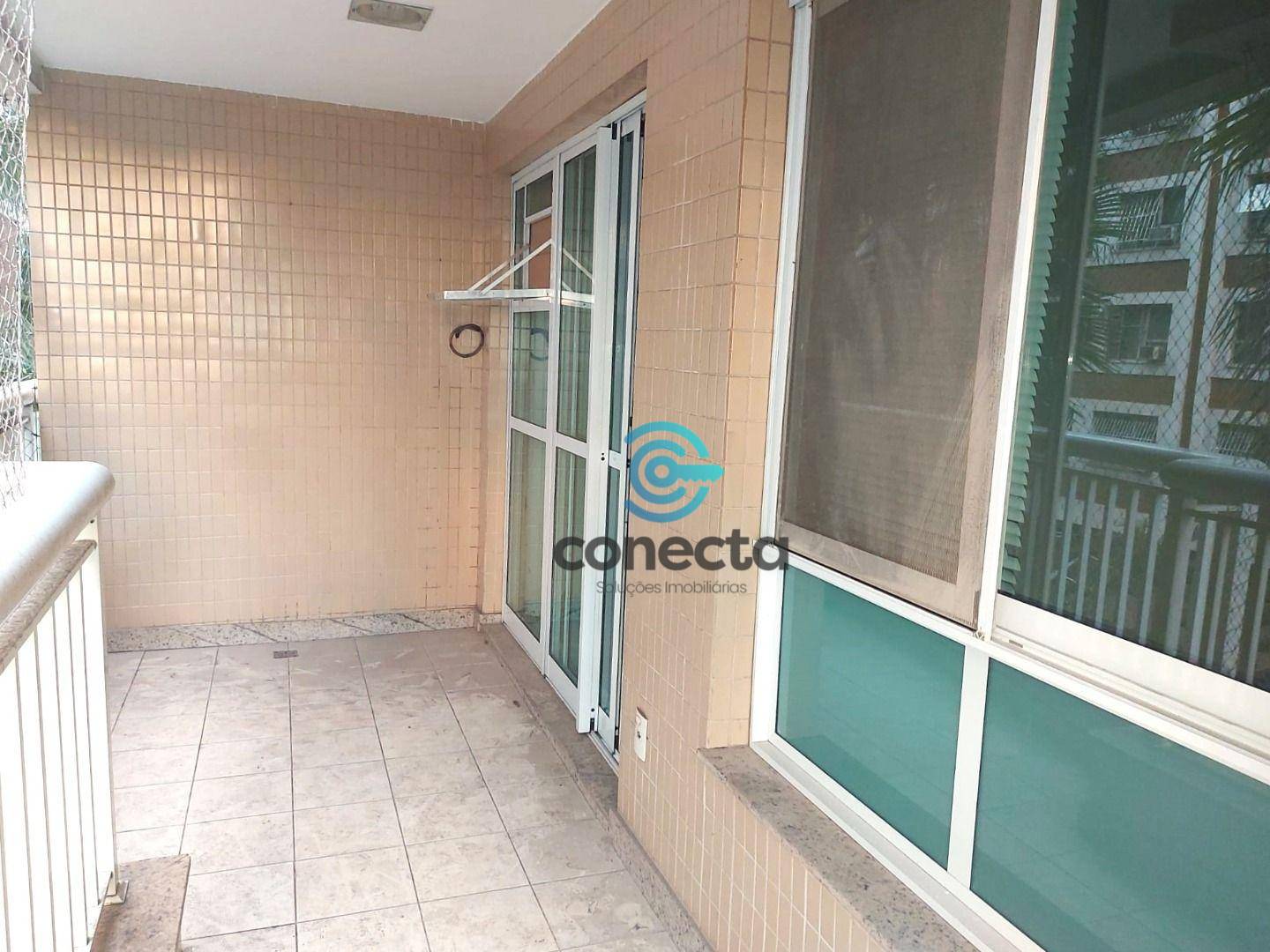 Apartamento à venda com 3 quartos, 157m² - Foto 3