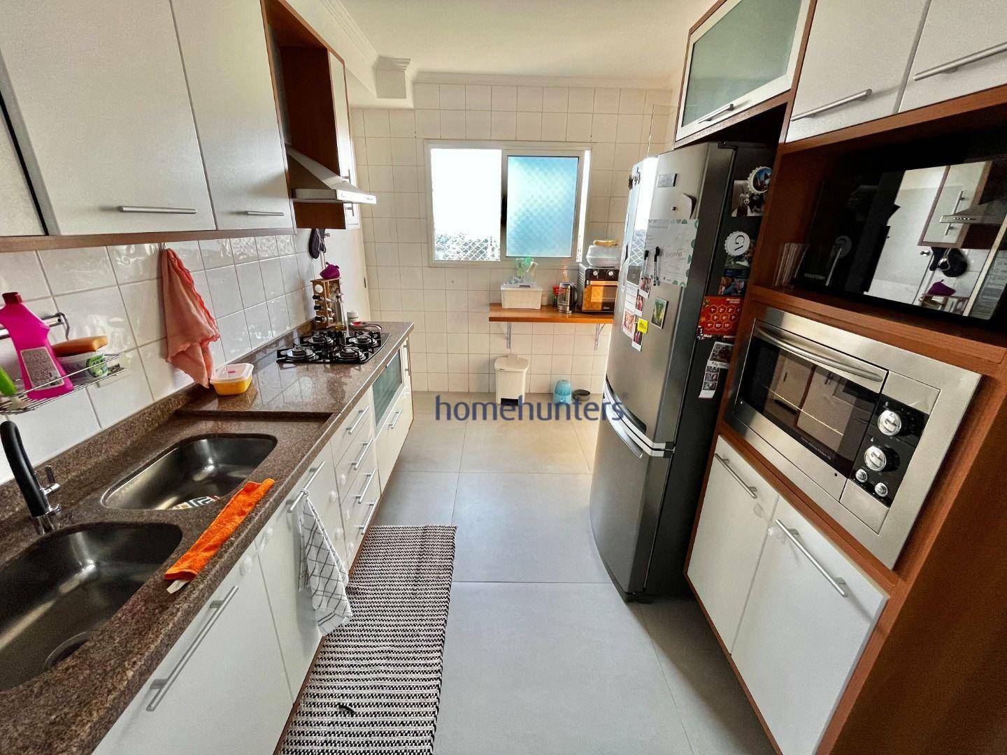 Apartamento à venda com 3 quartos, 137m² - Foto 9