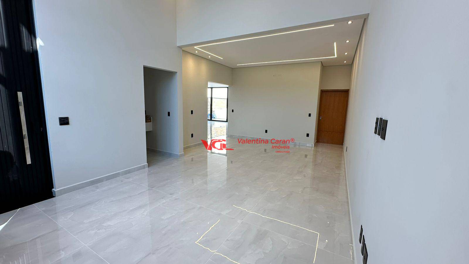 Casa de Condomínio à venda com 4 quartos, 248m² - Foto 5