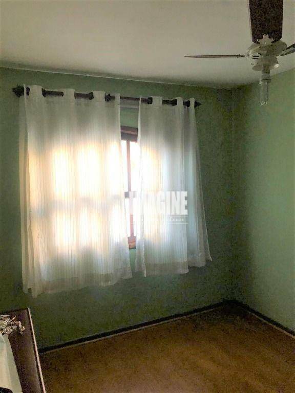 Sobrado à venda com 2 quartos, 220m² - Foto 6