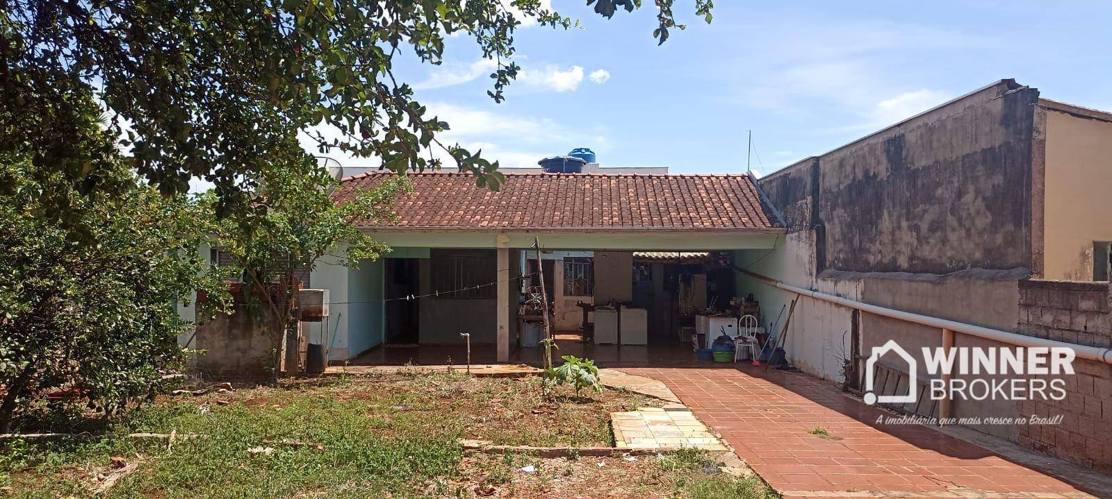 Casa, 3 quartos, 199 m² - Foto 2