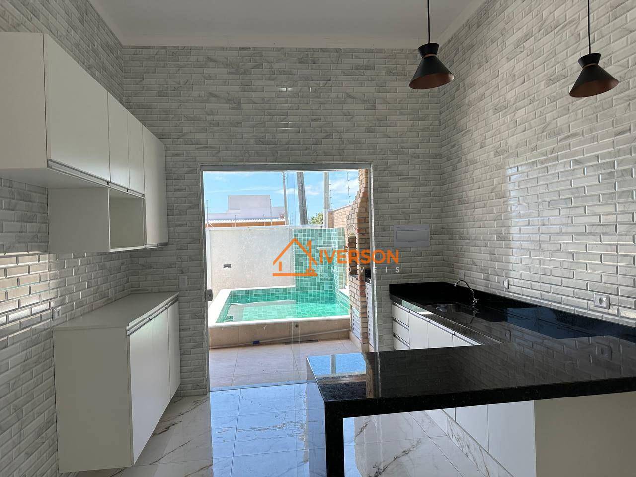 Casa à venda com 2 quartos, 82m² - Foto 10