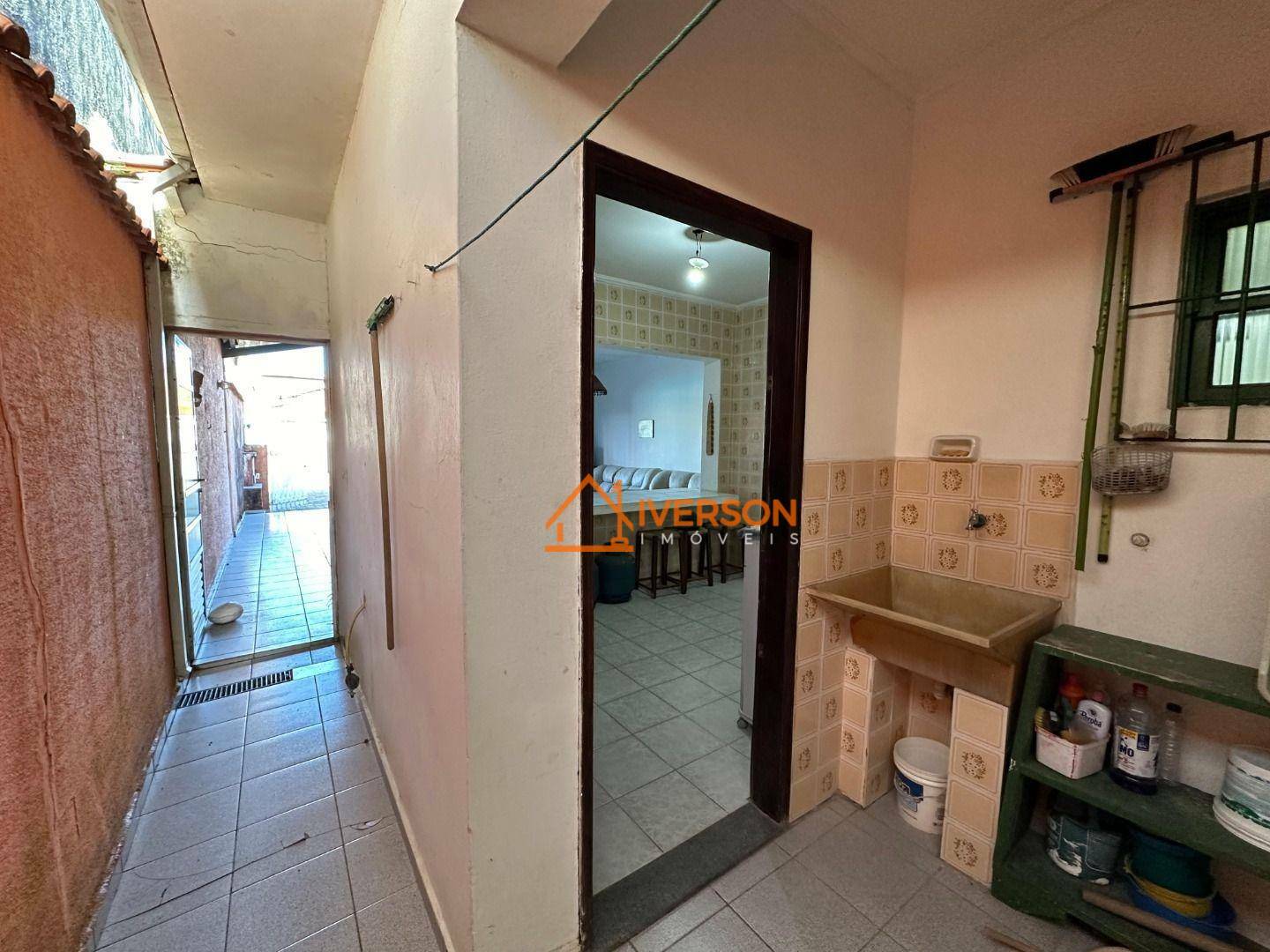 Casa à venda com 2 quartos, 86m² - Foto 13