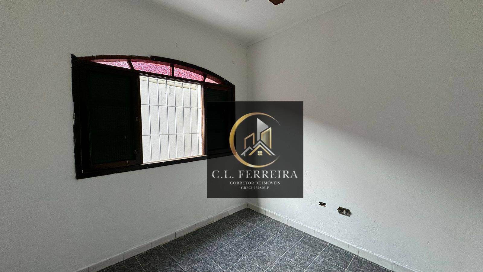 Casa à venda com 5 quartos, 151m² - Foto 14