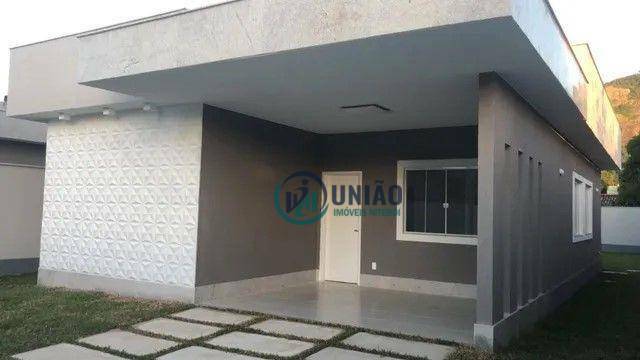 Casa à venda com 3 quartos, 128m² - Foto 1