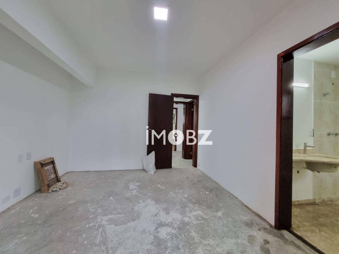 Apartamento à venda com 4 quartos, 236m² - Foto 29