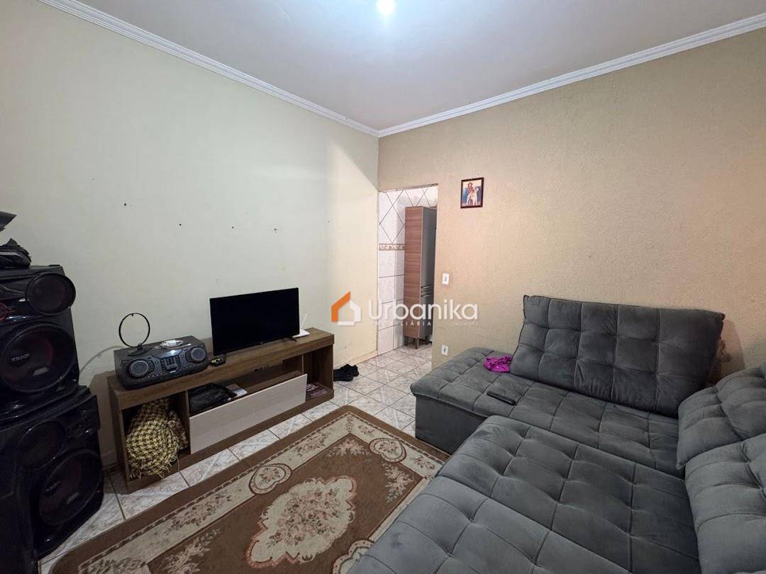 Casa, 2 quartos, 160 m² - Foto 1