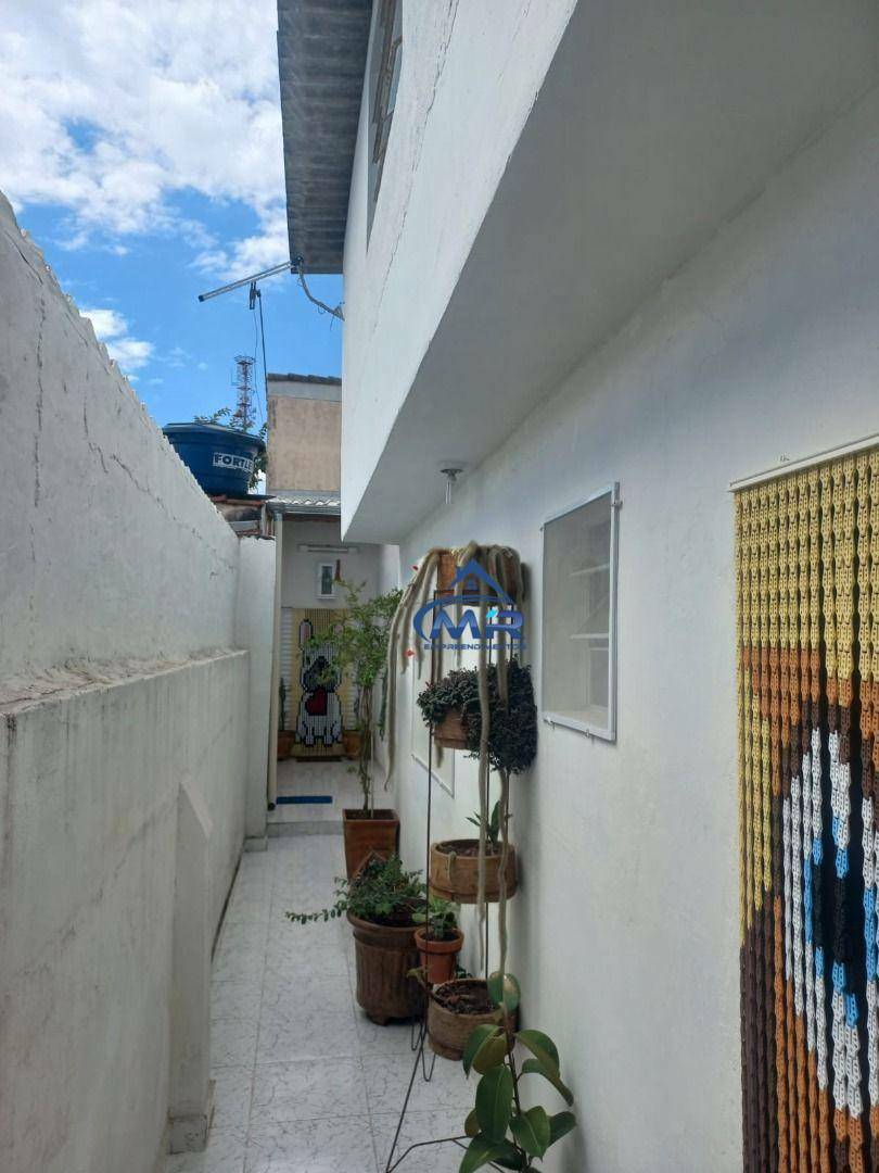 Casa à venda com 3 quartos, 130m² - Foto 25