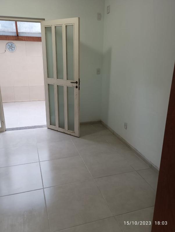 Casa à venda com 2 quartos, 85m² - Foto 21