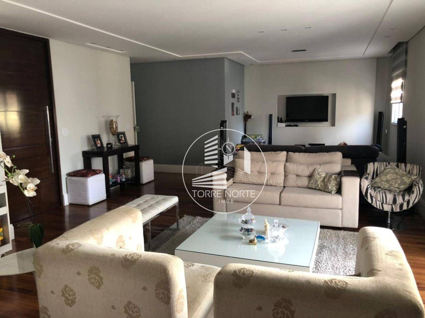 Apartamento à venda com 3 quartos, 173m² - Foto 1