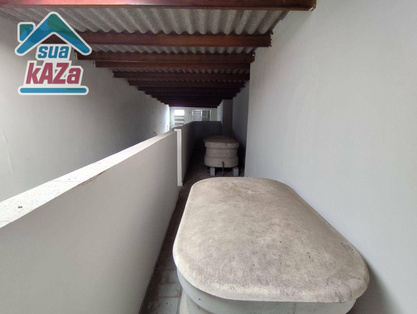 Casa à venda com 6 quartos, 230m² - Foto 31