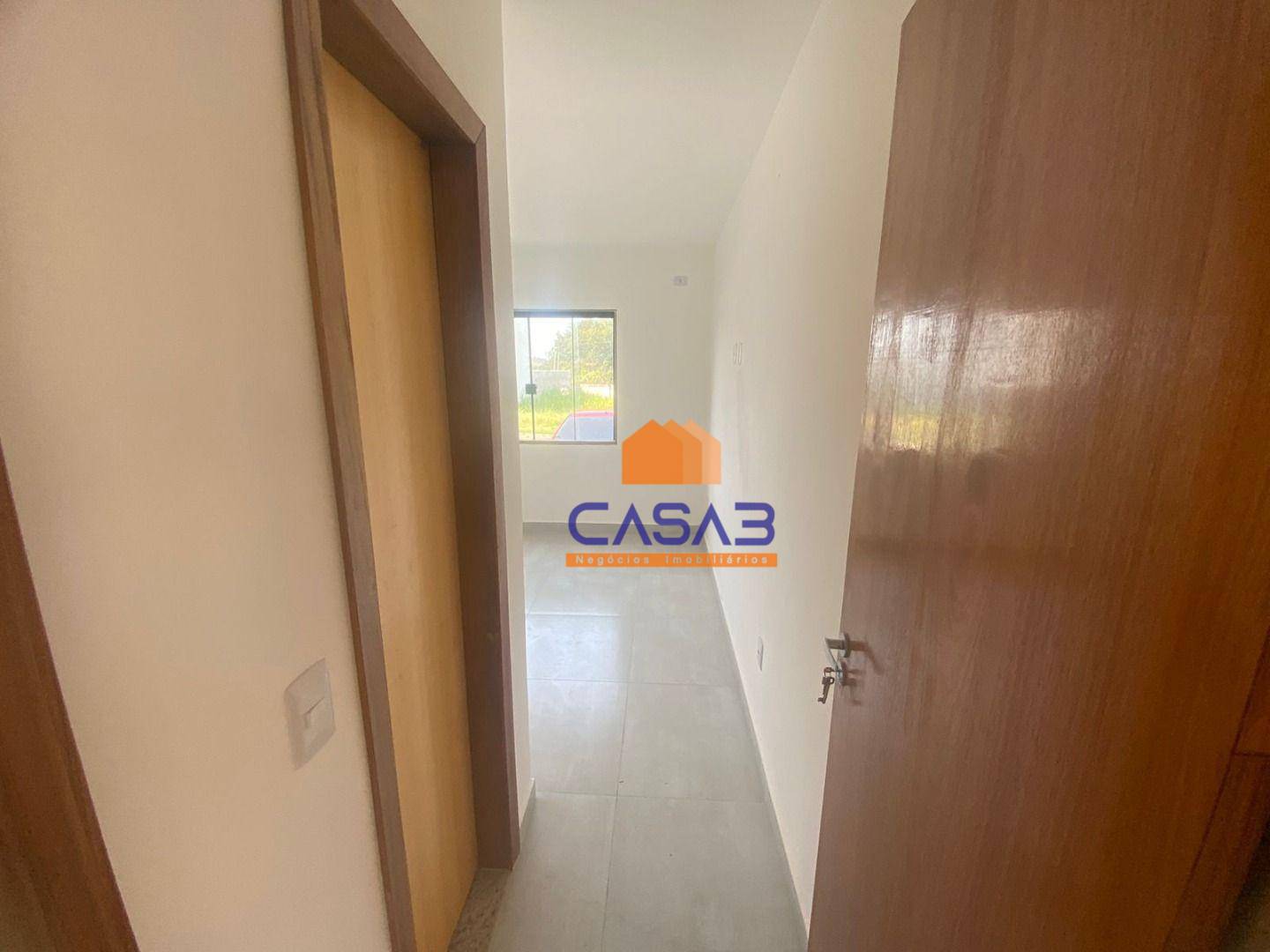 Casa à venda com 2 quartos, 70m² - Foto 11