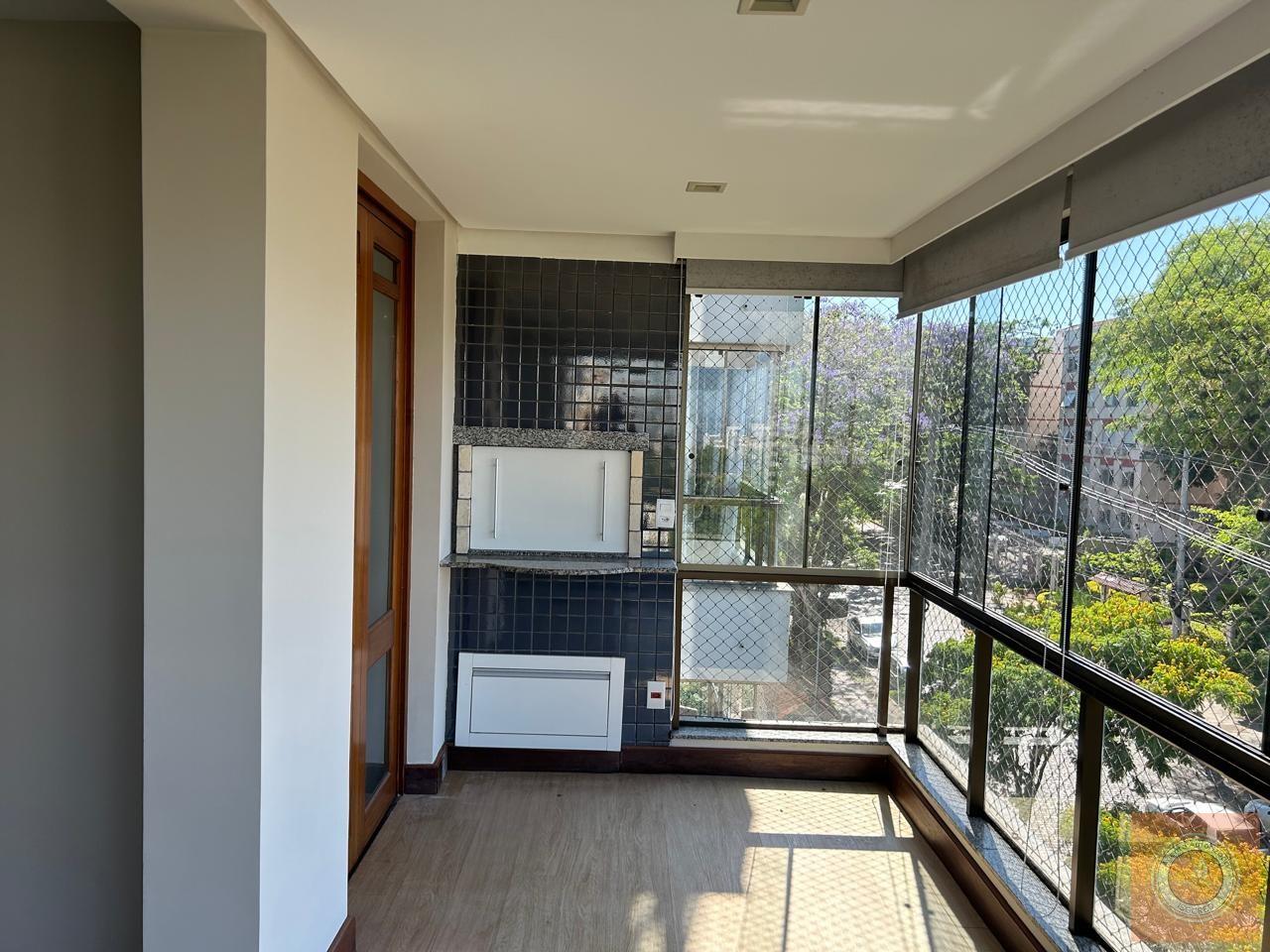 Apartamento à venda com 3 quartos, 94m² - Foto 2
