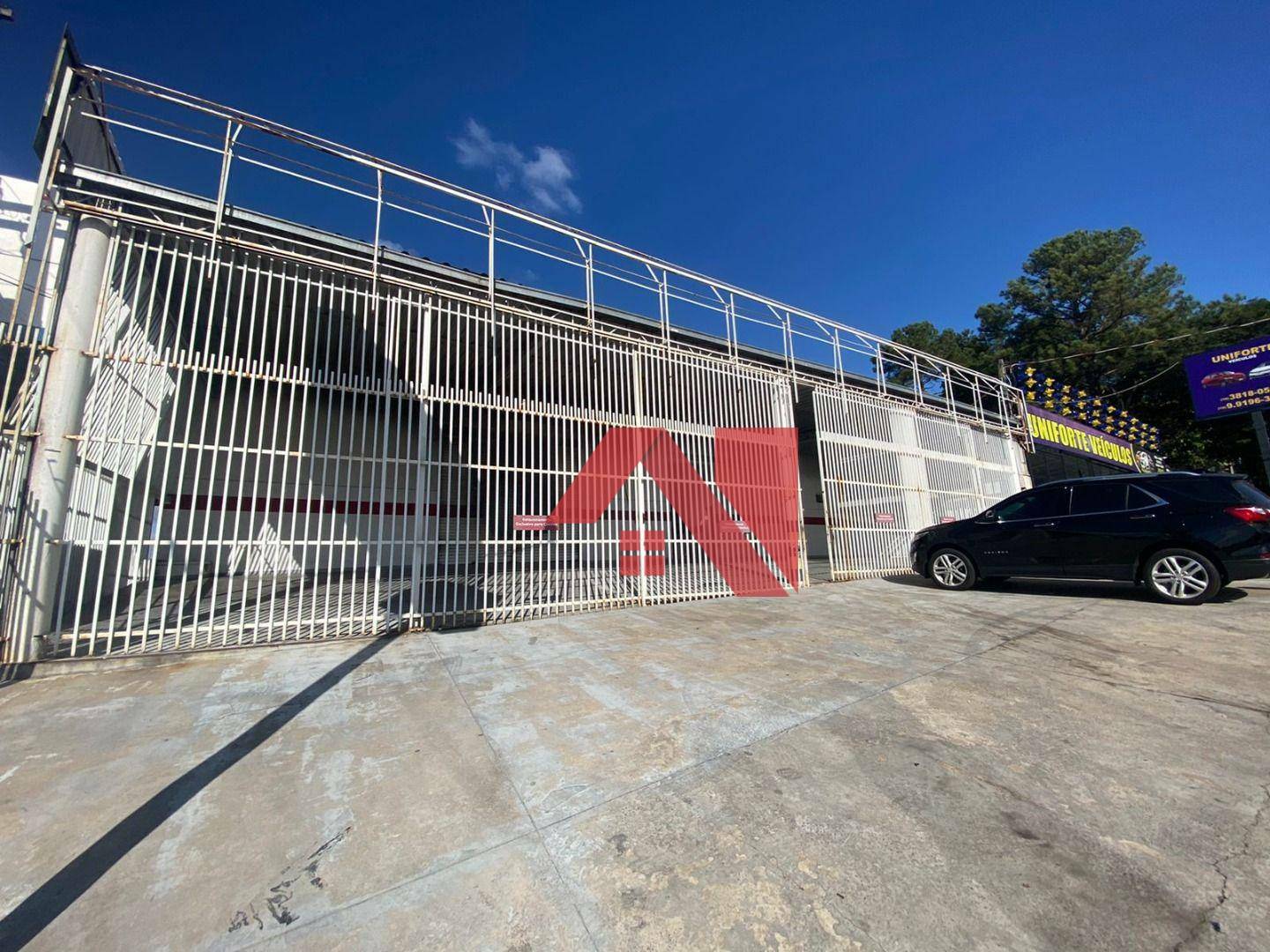 Depósito-Galpão-Armazém para alugar, 1100m² - Foto 1