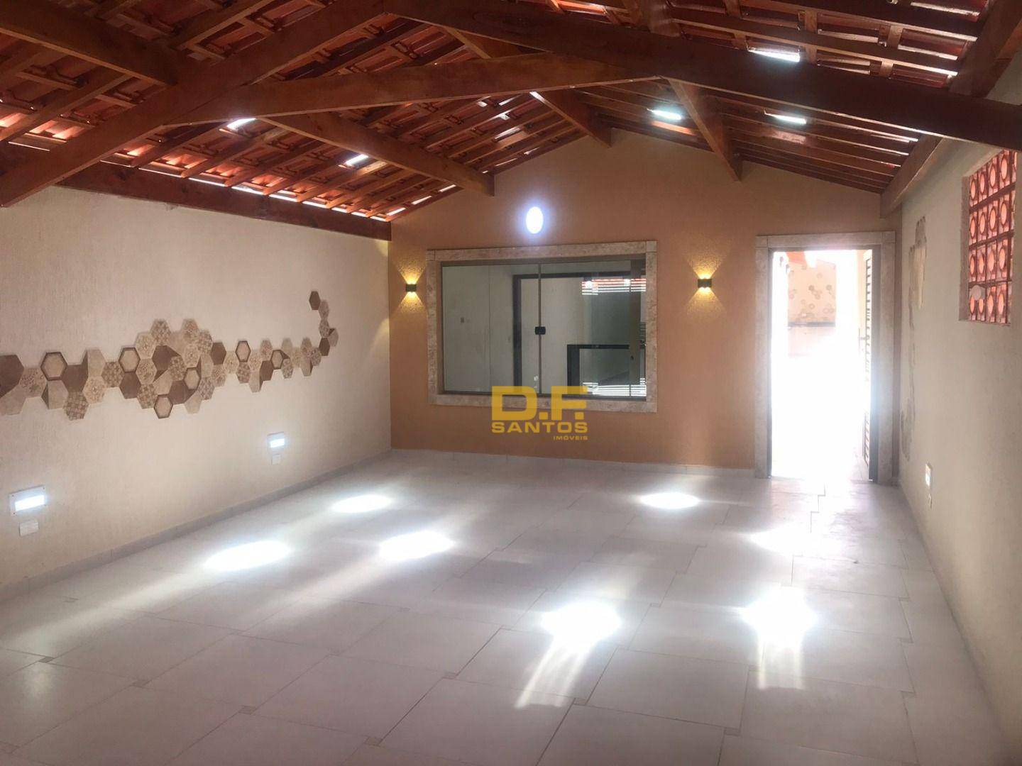 Casa à venda com 2 quartos, 49m² - Foto 3