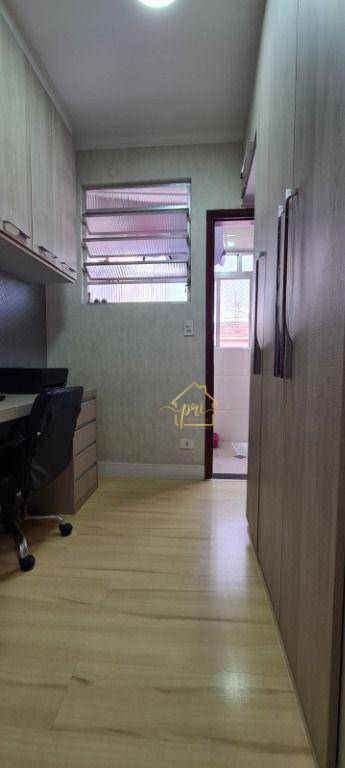 Apartamento à venda com 2 quartos, 80m² - Foto 22