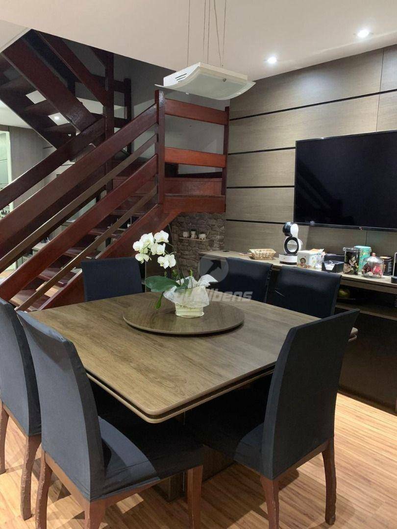 Sobrado à venda com 3 quartos, 152m² - Foto 1