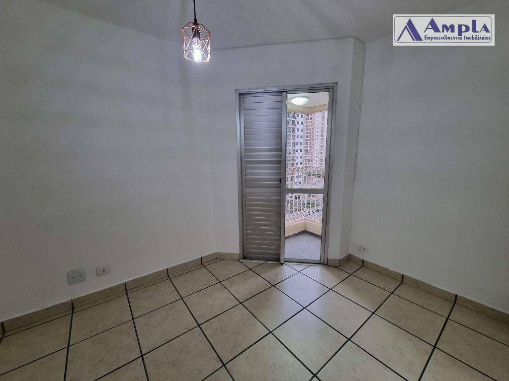 Apartamento à venda com 3 quartos, 70m² - Foto 19