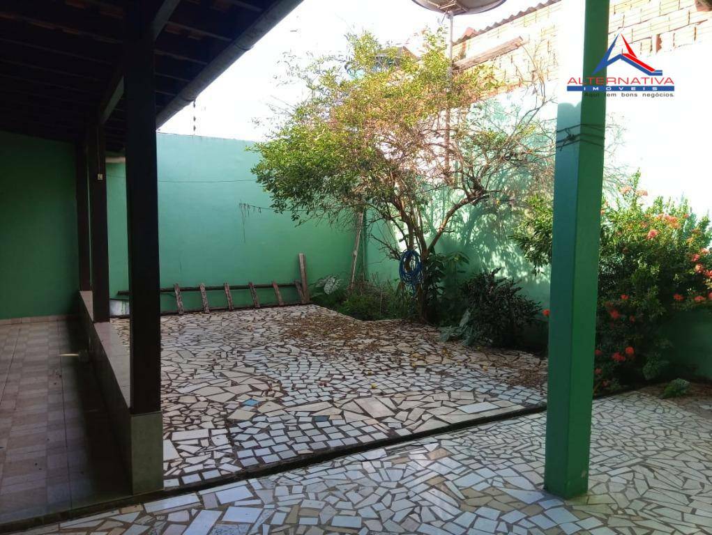 Casa à venda com 3 quartos, 200m² - Foto 8