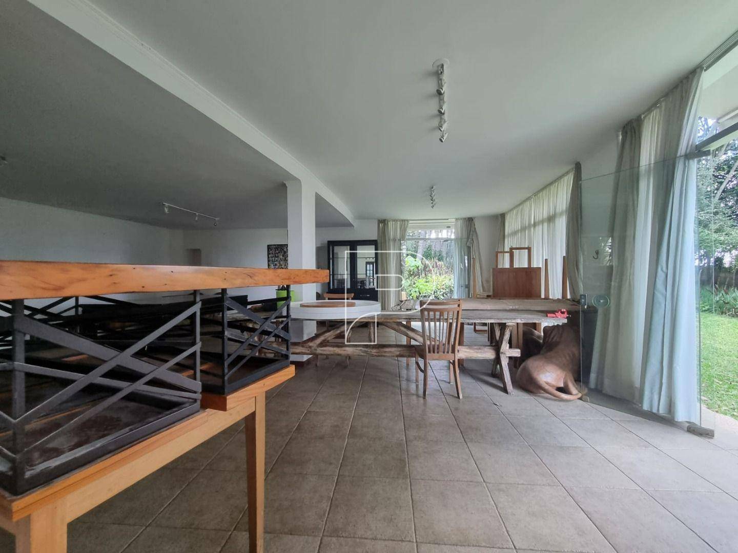 Casa à venda e aluguel com 4 quartos, 570m² - Foto 49