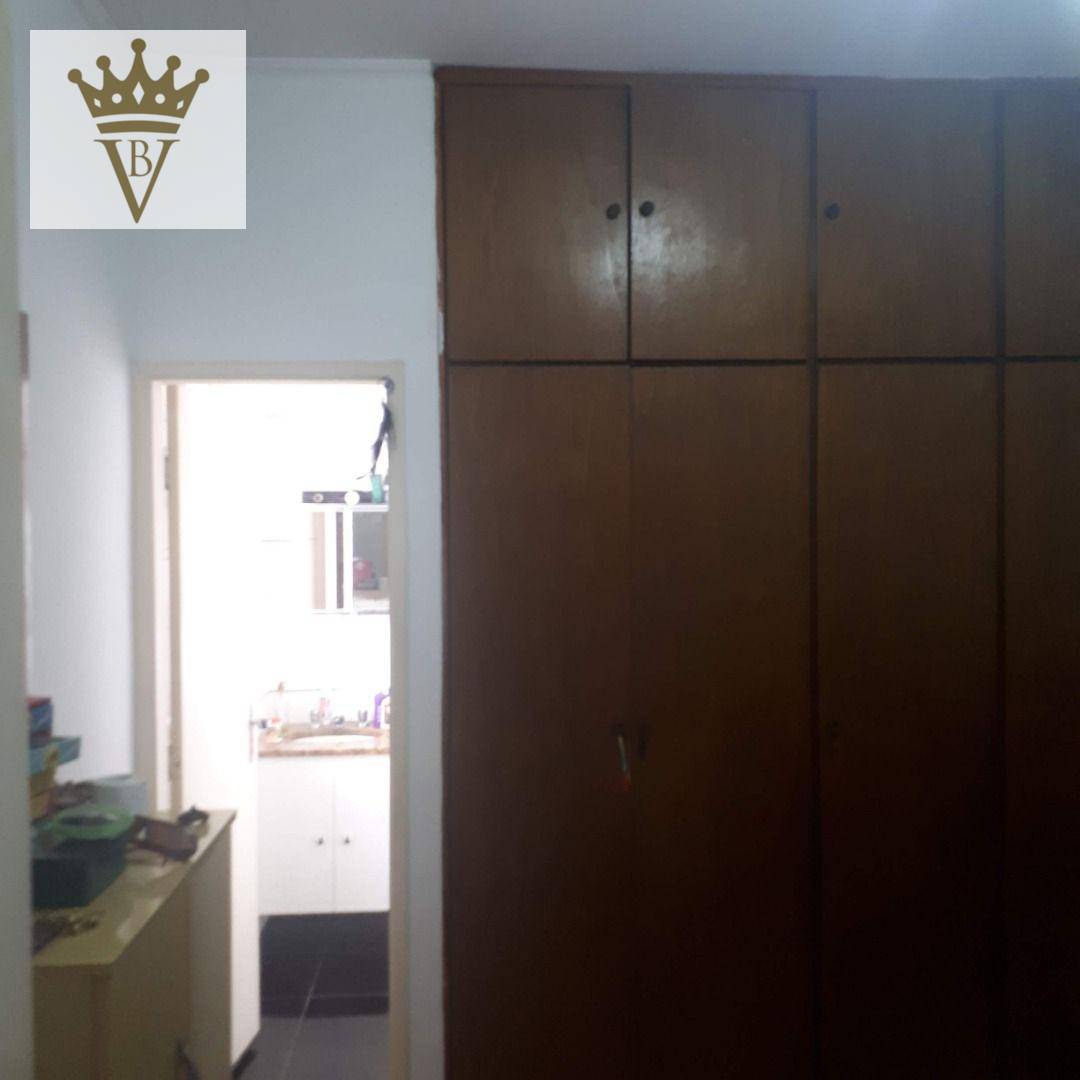 Sobrado à venda com 3 quartos, 271m² - Foto 4