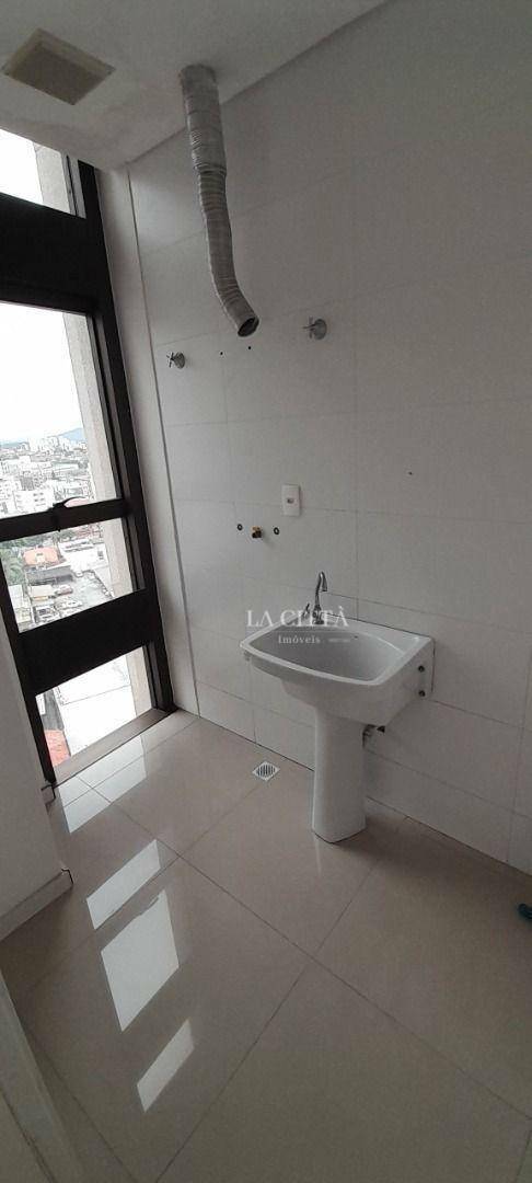 Apartamento à venda com 2 quartos, 75m² - Foto 22