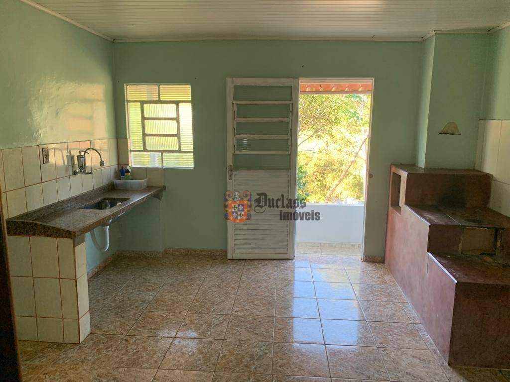 Casa à venda com 2 quartos, 700M2 - Foto 6