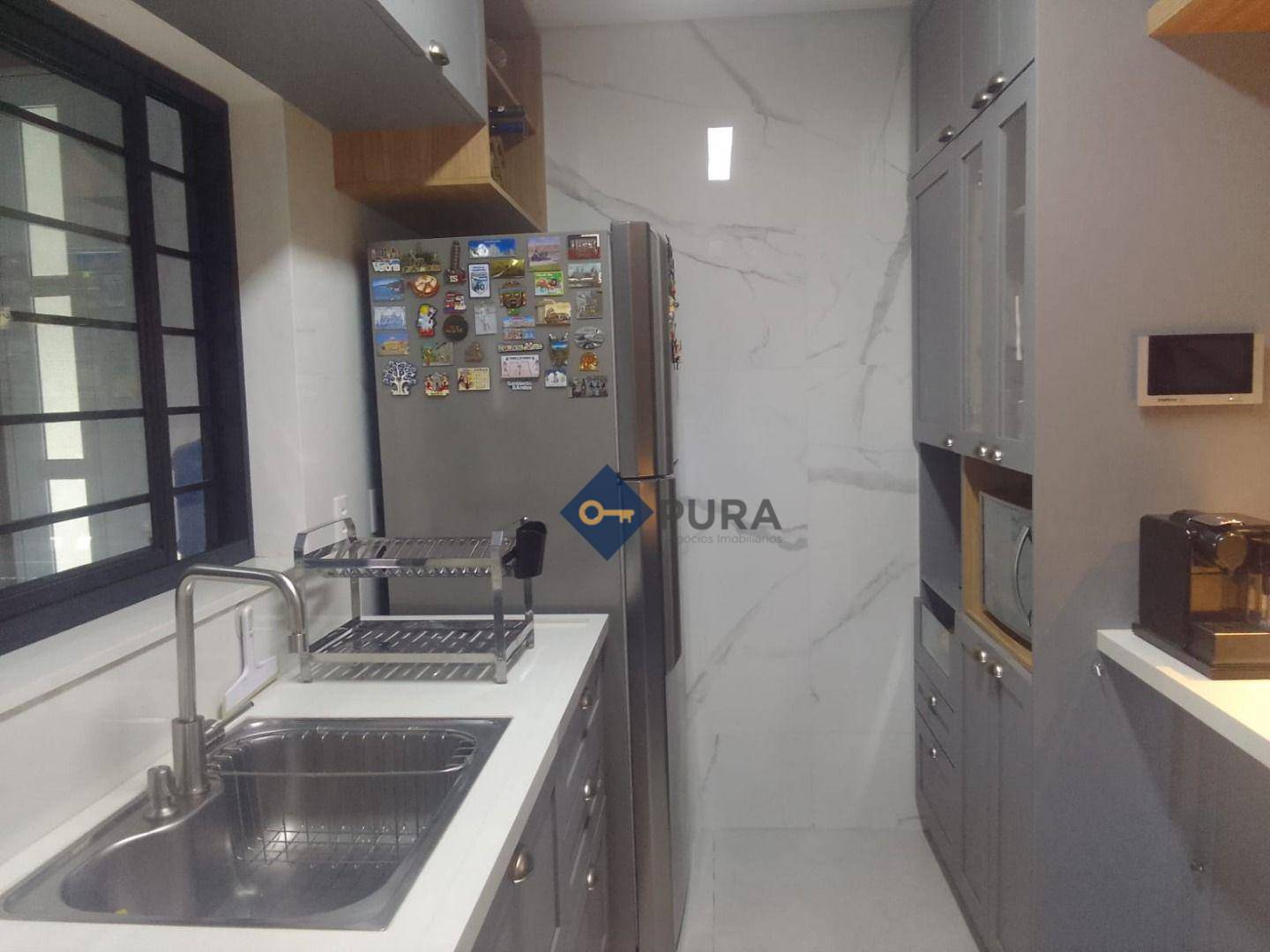 Sobrado à venda com 3 quartos, 217m² - Foto 4