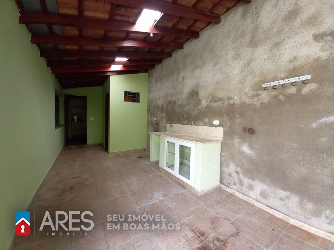 Casa para alugar com 3 quartos, 201m² - Foto 12