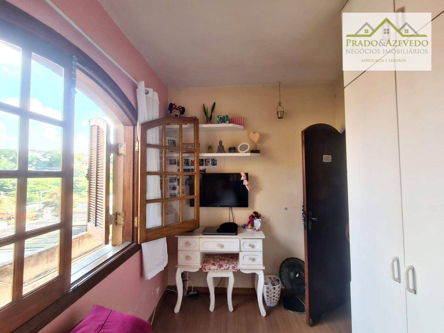 Casa à venda com 4 quartos, 156m² - Foto 12