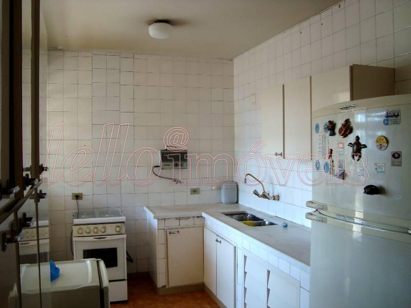 Apartamento à venda com 3 quartos, 226m² - Foto 9