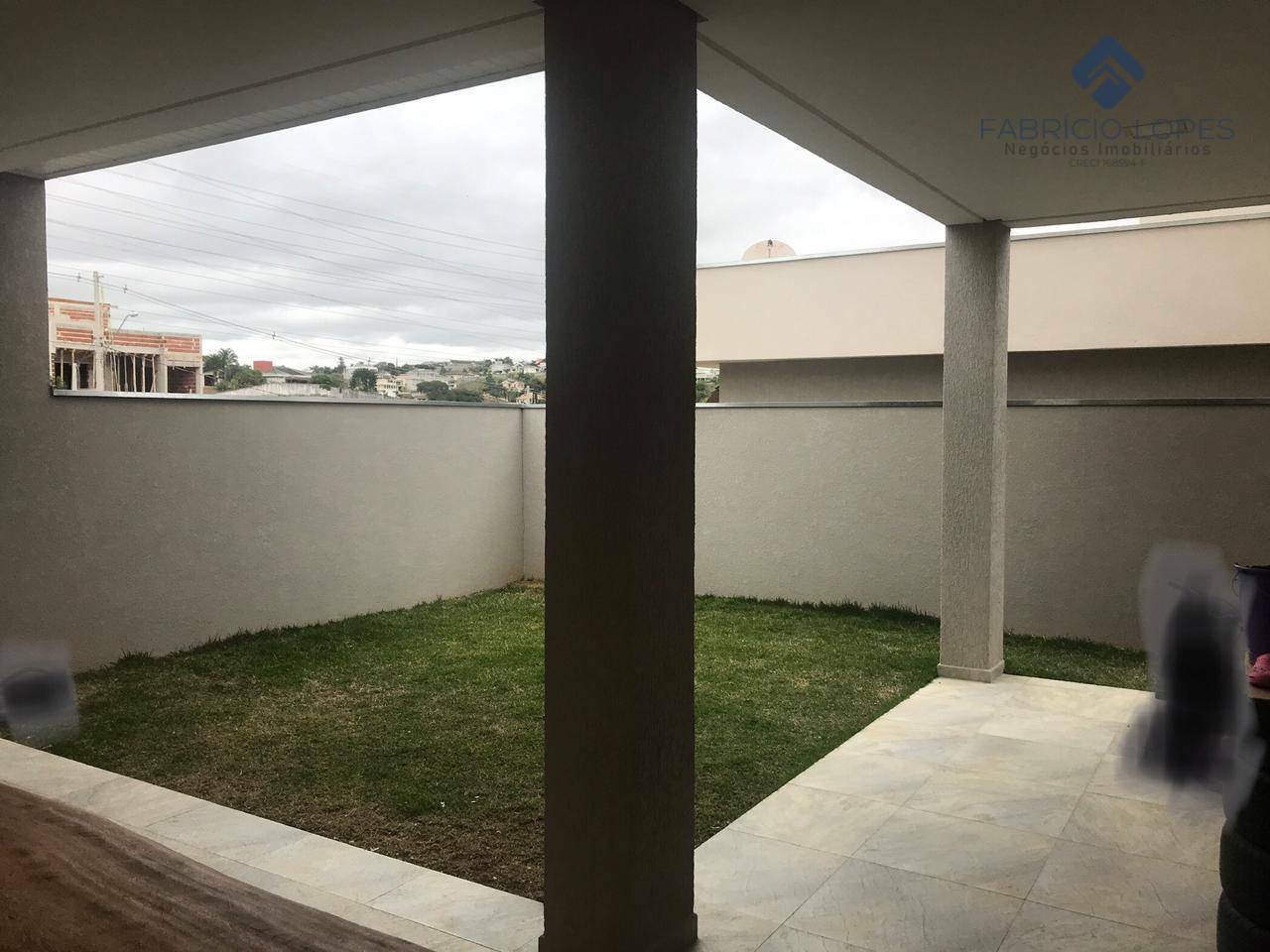 Casa à venda com 3 quartos, 244m² - Foto 10