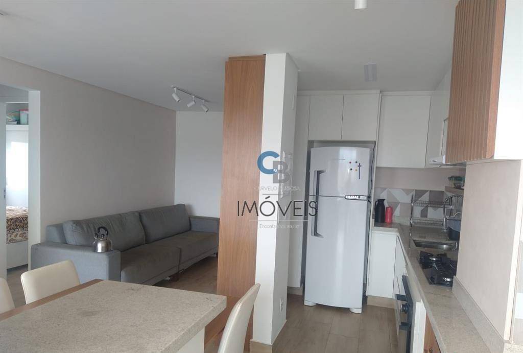 Apartamento à venda com 2 quartos, 58m² - Foto 1