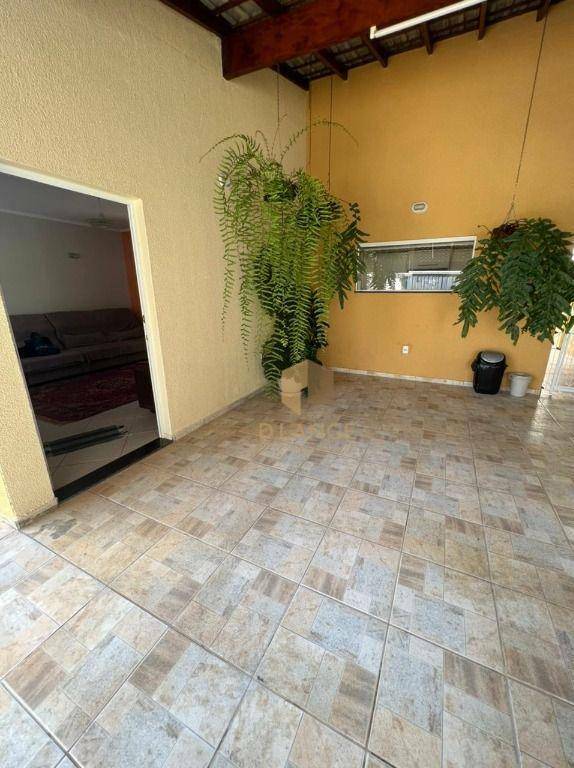 Casa à venda com 3 quartos, 170m² - Foto 3