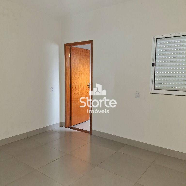 Casa à venda com 2 quartos, 54m² - Foto 10