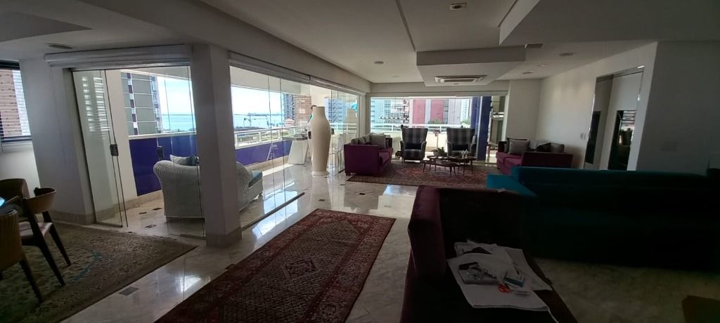 Apartamento à venda com 3 quartos, 270m² - Foto 13