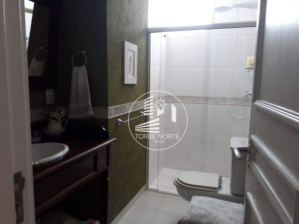 Apartamento à venda com 4 quartos, 140m² - Foto 9