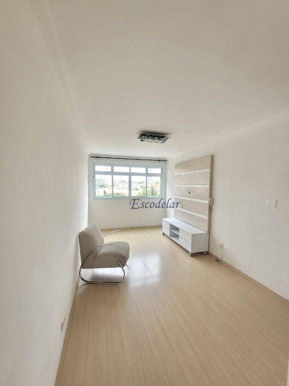 Apartamento à venda com 2 quartos, 75m² - Foto 2