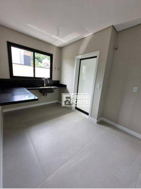 Casa de Condomínio à venda com 3 quartos, 222m² - Foto 7