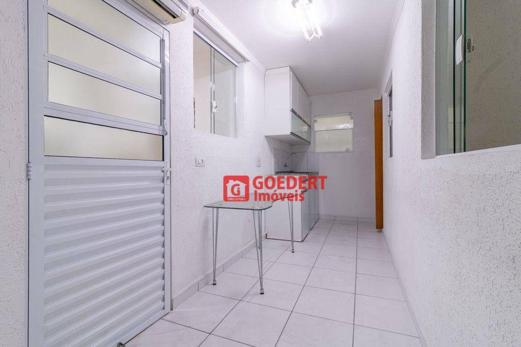 Casa para alugar com 2 quartos, 125m² - Foto 18