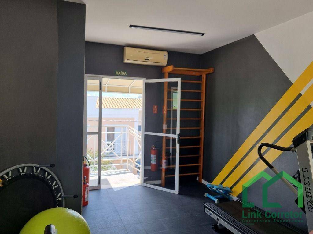 Casa de Condomínio para alugar com 3 quartos, 80m² - Foto 33