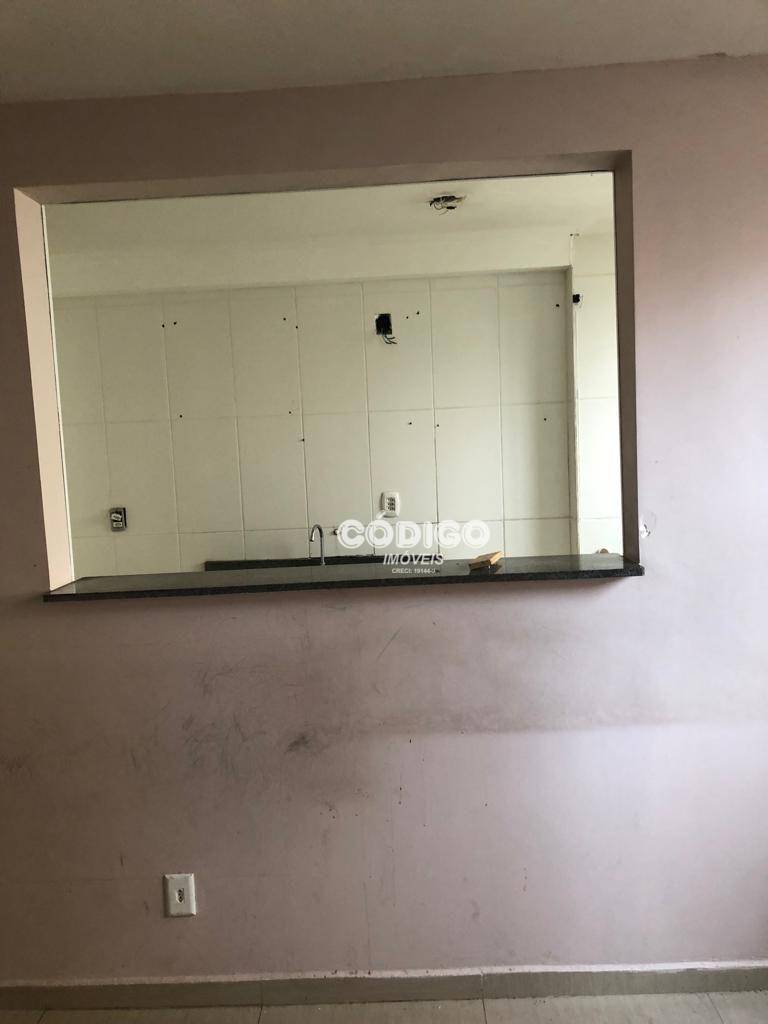 Apartamento à venda com 2 quartos, 48m² - Foto 4