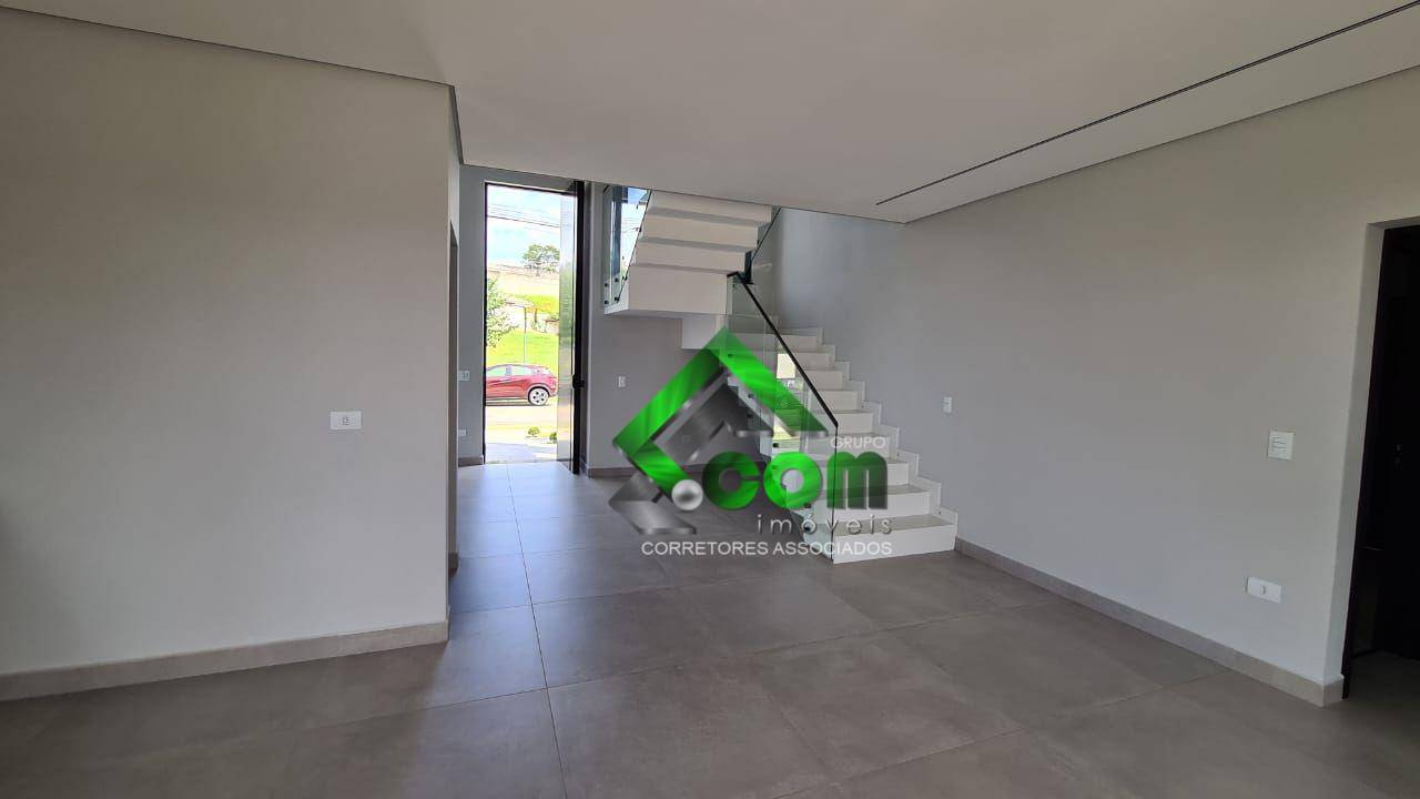 Casa à venda com 3 quartos, 216m² - Foto 18