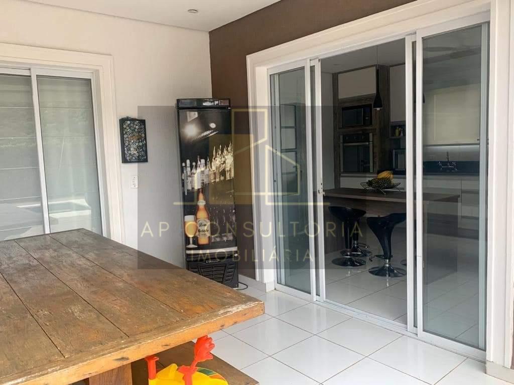 Casa à venda com 4 quartos, 360m² - Foto 15